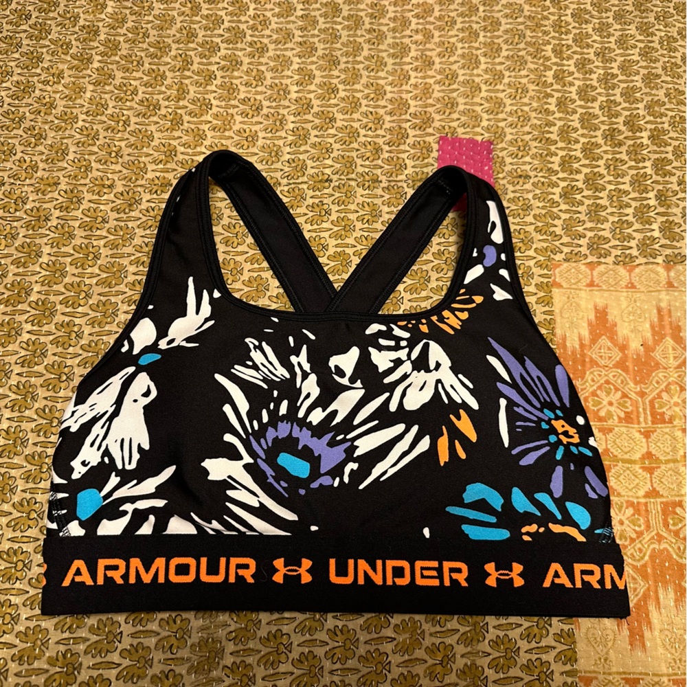 UA sports bra
